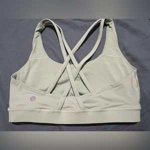 lululemon Energy Bra/ size 6/ Support B-D cups/light green